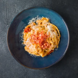 Fettuccine Alfredo Pesto Rosso